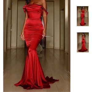 Delilah Corset Gown - Deep Red